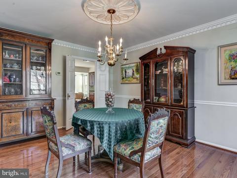 912 Ridge Dr, Mclean, VA 22101 photo 14