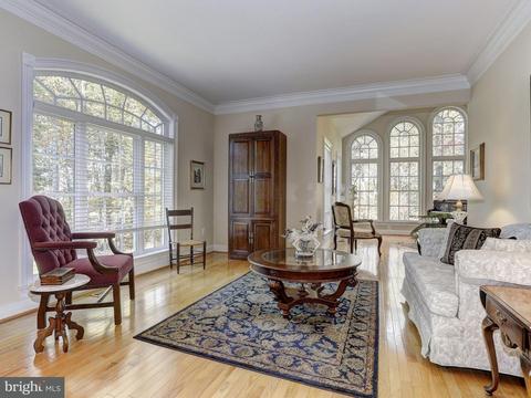 4205 Sequoia Dr, Westminster, MD 21157 photo 4