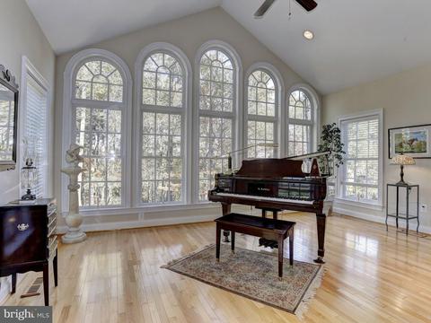 4205 Sequoia Dr, Westminster, MD 21157 photo 6