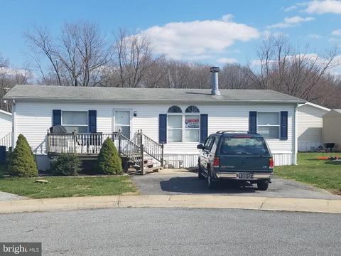 408 Oceanwind Rd, Bear, DE 19701 photo 1