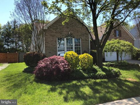 816 Apache Ct, Frederick, MD 21701 photo 1
