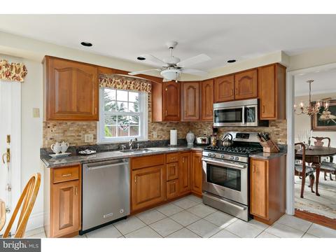 105 Beech Tree Dr, Cinnaminson, NJ 08077 photo 7