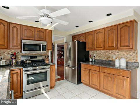 105 Beech Tree Dr, Cinnaminson, NJ 08077 photo 8