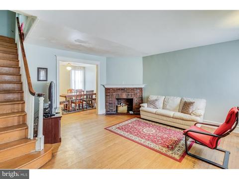 7253 Walnut St, Upper Darby, PA 19082 photo 1