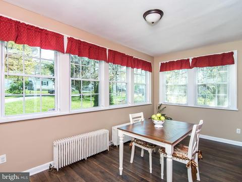 9508 Franklin Ave, Lanham, MD 20706 photo 5