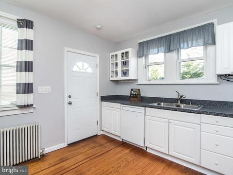 9508 Franklin Ave, Lanham, MD 20706 photo 12