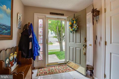 9330 Garst Dr, Manassas, VA 20110 photo 4