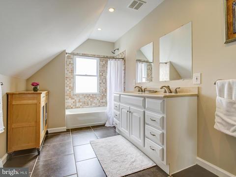 205 E Hamilton Ave, Silver Spring, MD 20901 photo 15