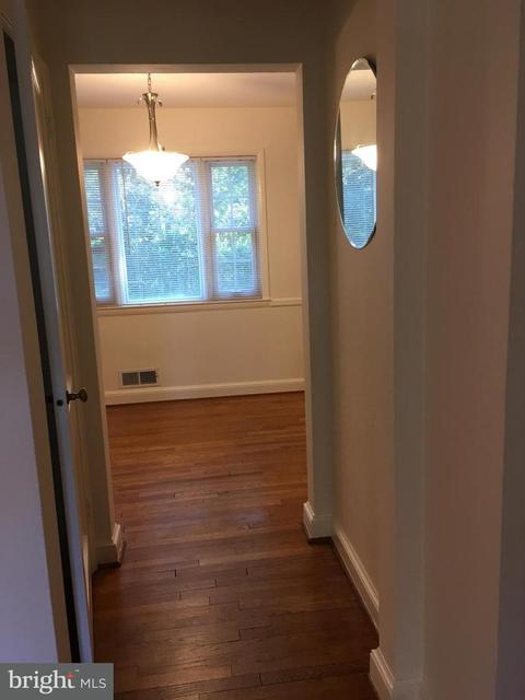 11803 Galt Ave, Silver Spring, MD 20902 photo 5