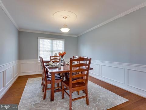 8019 Daffodil Ct, Springfield, VA 22152 photo 14