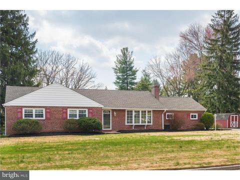 1194 Thomas Rd, Wayne, PA 19087 photo 1