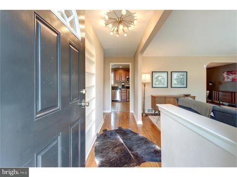 1194 Thomas Rd, Wayne, PA 19087 photo 2
