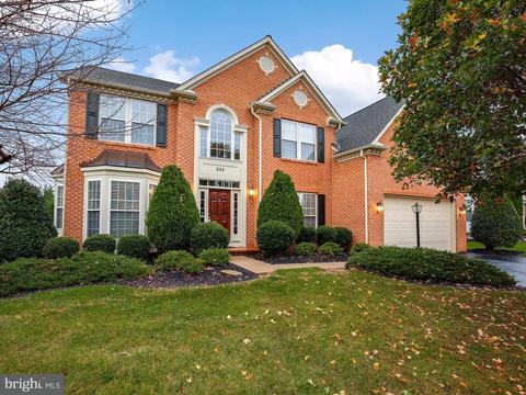 604 Glenbrook Dr, Middletown, MD 21769 photo 1