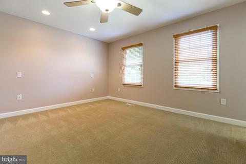 9954 Bramble Ct, Manassas, VA 20110 photo 19