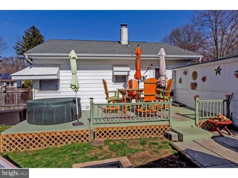 227 Clamer Rd, Ewing, NJ 08628 photo 23