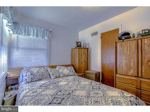 227 Clamer Rd, Ewing, NJ 08628 photo 12