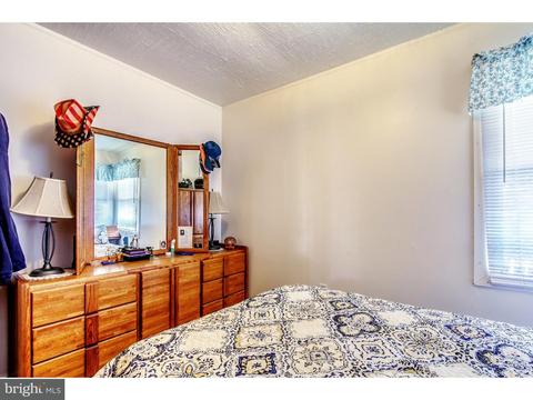 227 Clamer Rd, Ewing, NJ 08628 photo 13