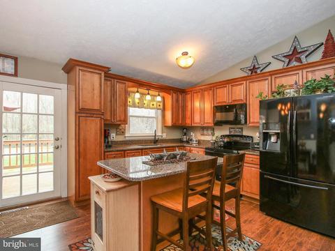 4661 Morgans Bluff Dr, Marshall, VA 20115 photo 10