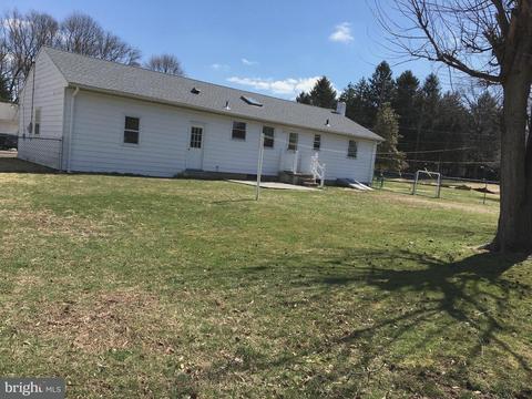 207 Comp St, Hamilton, NJ 08619 photo 2