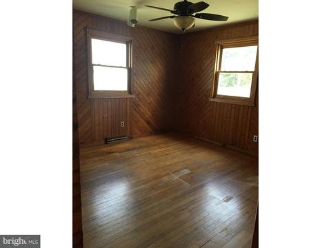 207 Comp St, Hamilton, NJ 08619 photo 8