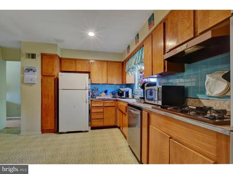 9 Gloucester Ln, Ewing, NJ 08618 photo 14