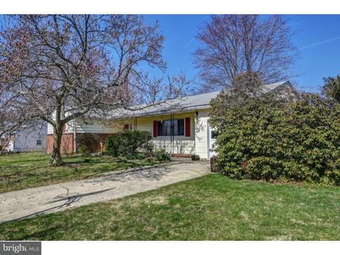 9 Gloucester Ln, Ewing, NJ 08618 photo 3