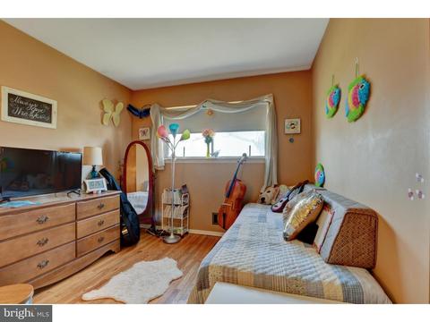 9 Gloucester Ln, Ewing, NJ 08618 photo 18