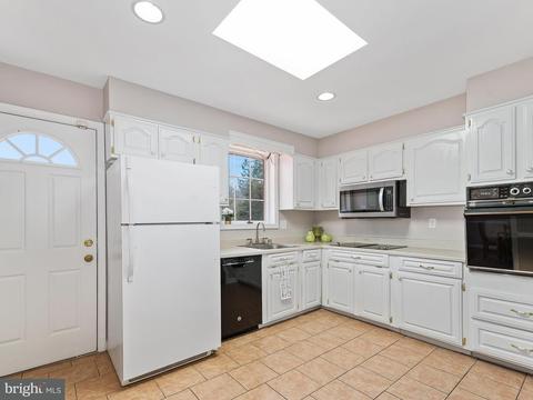 13245 Glenhill Rd, Silver Spring, MD 20904 photo 10