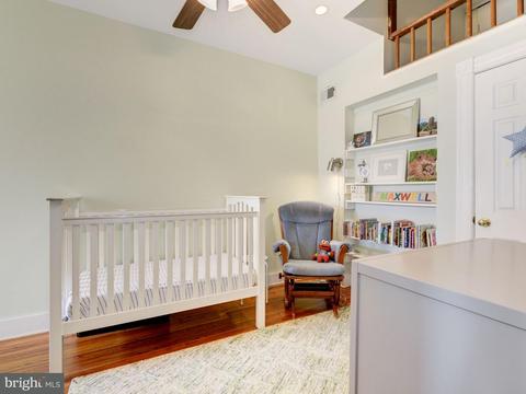 735 10th St SE, Washington, DC 20003 photo 17
