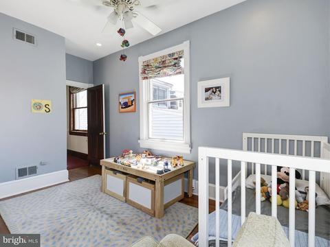 735 10th St SE, Washington, DC 20003 photo 16