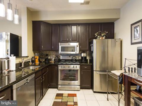 4963 Barclay Ter, Frederick, MD 21703 photo 5