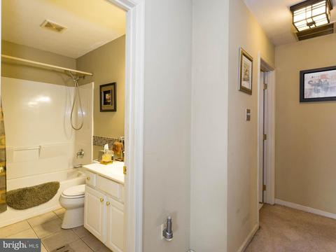 4963 Barclay Ter, Frederick, MD 21703 photo 11