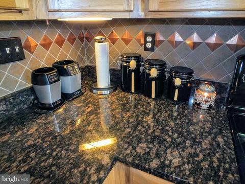 13753 Avonshire Dr, Silver Spring, MD 20904 photo 9