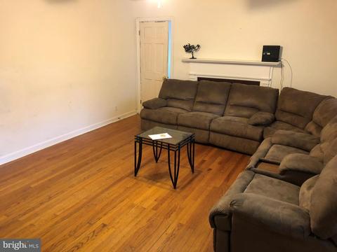 18504 Old Triangle Rd, Triangle, VA 22172 photo 5