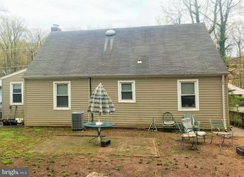 18504 Old Triangle Rd, Triangle, VA 22172 photo 12