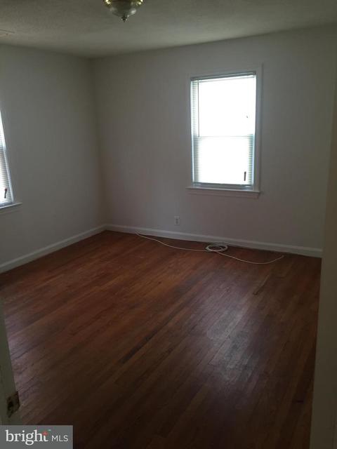18504 Old Triangle Rd, Triangle, VA 22172 photo 8