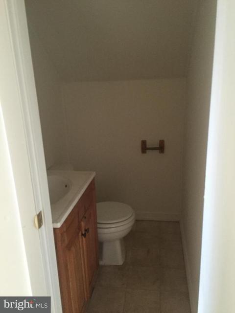 18504 Old Triangle Rd, Triangle, VA 22172 photo 9