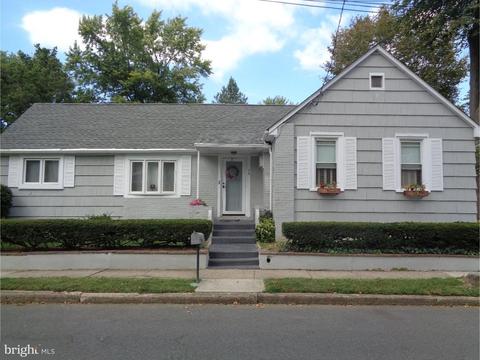 70 Crescent Ave, Ewing, NJ 08638 photo 1