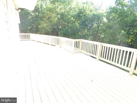 809 Cindy Ln, Westminster, MD 21157 photo 3