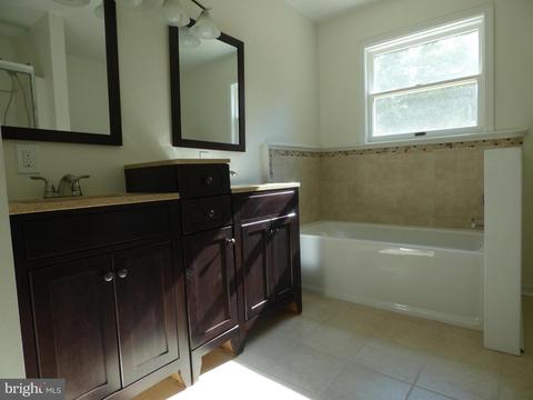 809 Cindy Ln, Westminster, MD 21157 photo 5
