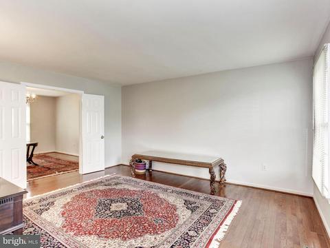 8217 Sunset Dr, Manassas, VA 20110 photo 4