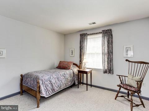 8217 Sunset Dr, Manassas, VA 20110 photo 17