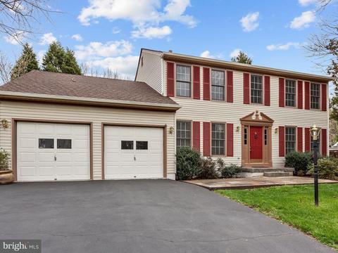 8217 Sunset Dr, Manassas, VA 20110 photo 1