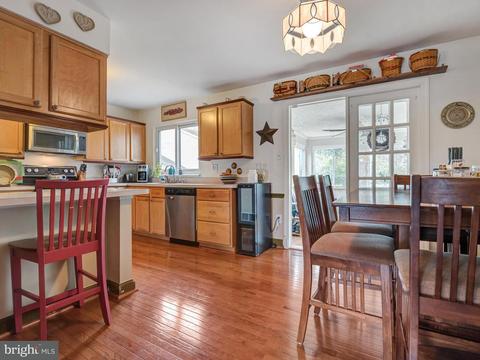 1518 Andover Ln, Frederick, MD 21702 photo 8