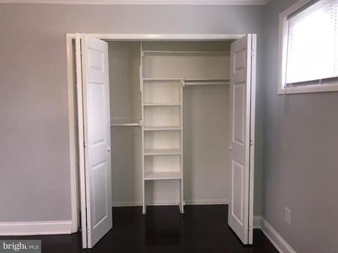 7409 Gresham St, Springfield, VA 22151 photo 9