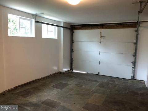 7409 Gresham St, Springfield, VA 22151 photo 16