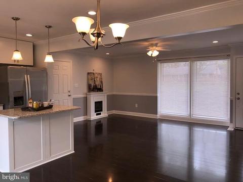 7409 Gresham St, Springfield, VA 22151 photo 12