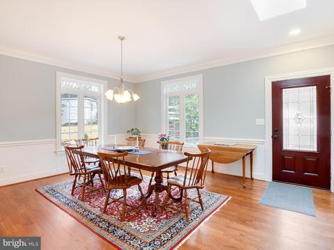 7902 Gosport Ln, Springfield, VA 22151 photo 10