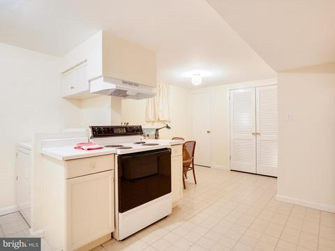 7902 Gosport Ln, Springfield, VA 22151 photo 27