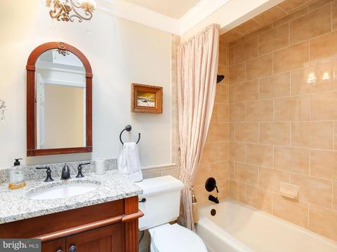 7902 Gosport Ln, Springfield, VA 22151 photo 21